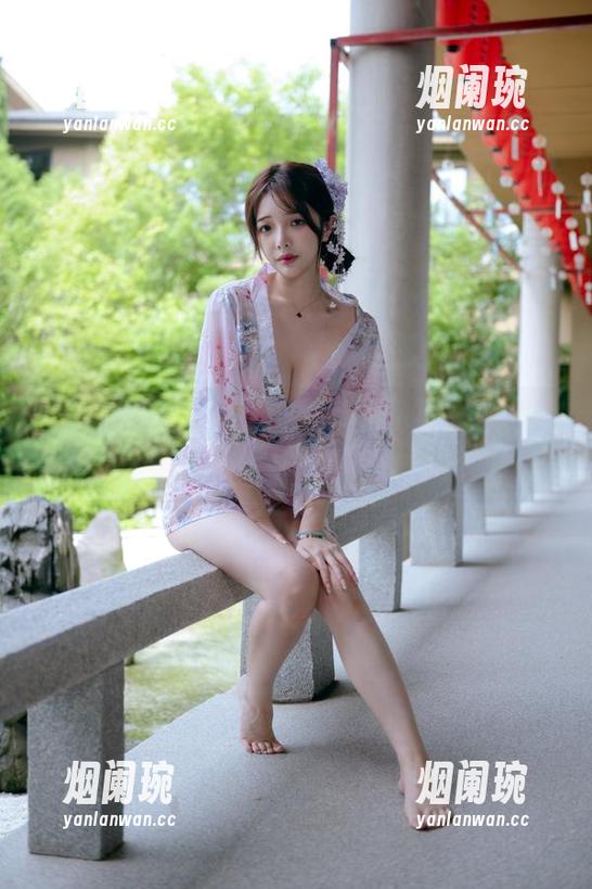 加入雯妹不讲道理的最新作品集：姐姐时刻，风格无限！