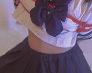 当体操服遇上青水百合子：图包中的每一帧都在挑战我的肾上腺素！