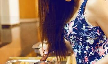 青豆客 – 可蕊娜的全套图片：天哪，这女孩简直是个行走的美图修复AI！