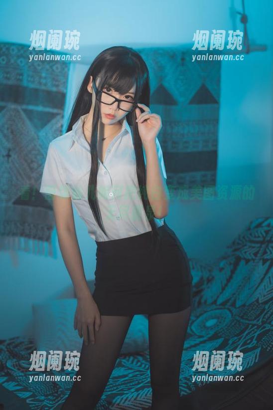 看！面饼仙儿如何把纯白变成美图资源的无尽源泉！