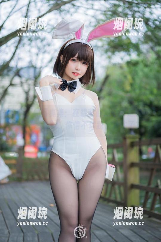 香川澪 香川澪的写真集:在碧蓝航线中游走的美与“恶毒”,你信不信我被迷住了?