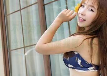 魅妍社 – 不怕冷的美好：陈嘉嘉Tiffany的白丝图包，温暖我整个心灵！