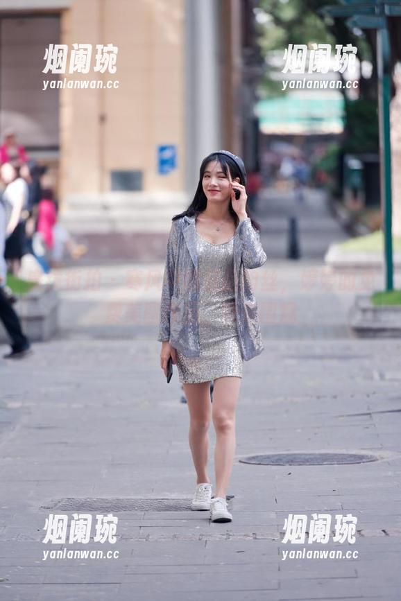 魔镜街拍 - 寒风中的极品肉丝，婷婷的免费美图作品，快来围观