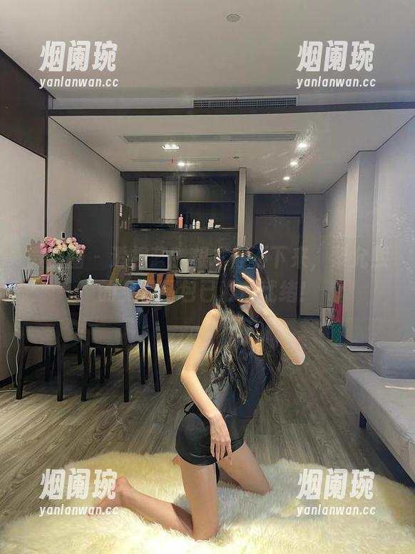 微密圈 - 透视蓝？根本停不下来，黎允熙的免费图包已准备就绪！